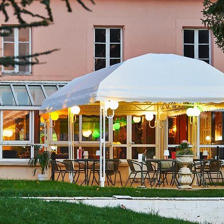 Logis Auberge Du Port Bazeilles Exterior foto